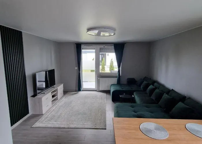 Mieszkanie W Poznaniu 포즈난